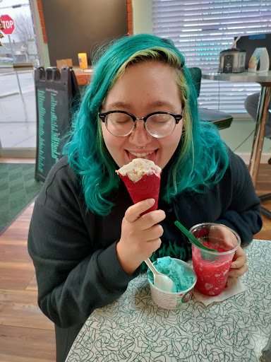 Book Store «Prime of Weirton (Weirton Book Company)», reviews and photos, 2200 Pennsylvania Ave, Weirton, WV 26062, USA