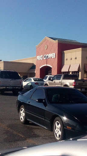 Grocery Store «Price Chopper», reviews and photos, 6475 N Prospect Ave, Gladstone, MO 64118, USA