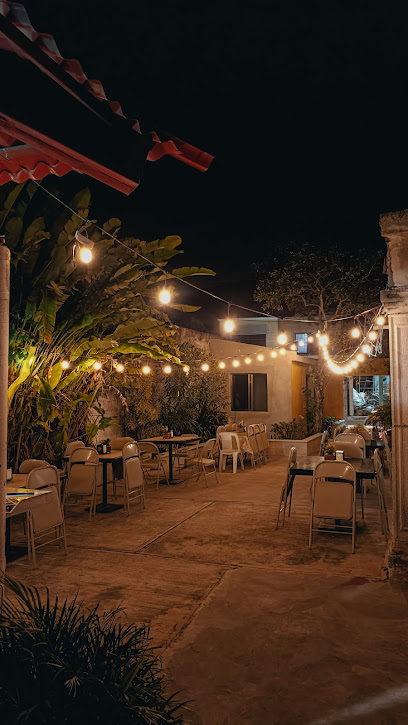 Restaurante Los Cotorros - 97380 Acanceh, Yucatan, Mexico
