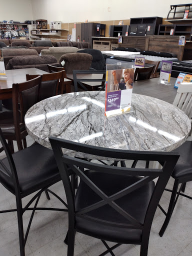 Discount Store «Big Lots», reviews and photos, 1699 River Oaks Dr, Calumet City, IL 60409, USA