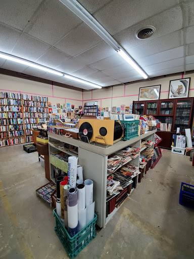 Lucky Dog Books
