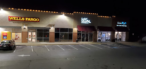 Bark!, 16822 Georgia Ave, Olney, MD 20832, USA, 