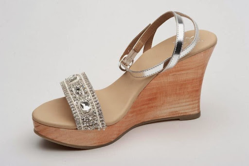 Shoe Store «Signature Shoes», reviews and photos, 271 Westwood Ave, Westwood, NJ 07675, USA