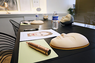 Subliline Academy - Formation et Distribution - Maquillage permanent - Soins du regard à Paris