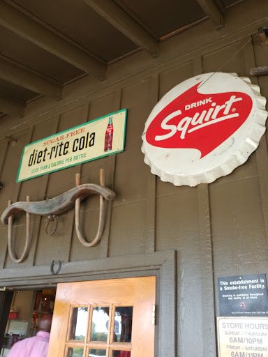 American Restaurant «Cracker Barrel Old Country Store», reviews and photos, 796 Business Park Dr, Prattville, AL 36066, USA