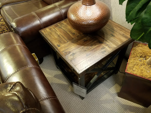 Furniture Store «Wayside Furniture», reviews and photos, 1367 Canton Rd, Akron, OH 44312, USA