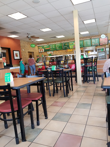 Restaurant «SUBWAY», reviews and photos, 1404 N Walnut St, Colfax, IA 50054, USA
