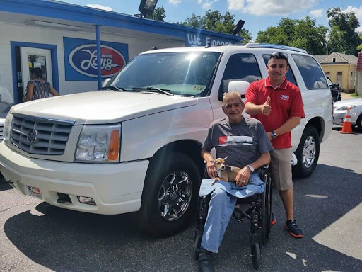 Used Car Dealer «Long Motors», reviews and photos, 1200 E Cesar Chavez St, Austin, TX 78702, USA