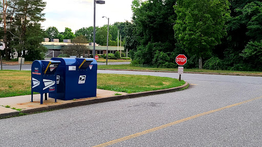 Post Office «United States Postal Service», reviews and photos, 111 Sheldon Rd, Manchester, CT 06042, USA