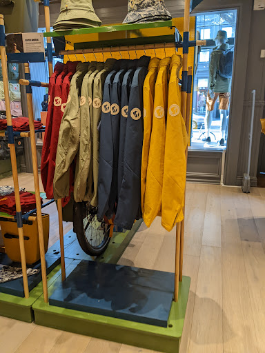 Outdoor Sports Store «Fjällräven Boston», reviews and photos, 304 Newbury St, Boston, MA 02115, USA