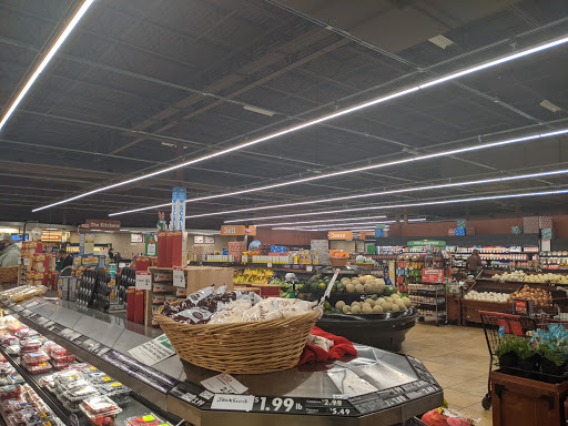 Supermarket «Giant Eagle Supermarket», reviews and photos, 27264 Lorain Rd, North Olmsted, OH 44070, USA