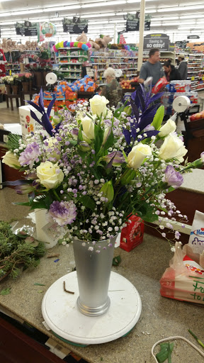 Grocery Store «Kroger», reviews and photos, 708 E Pipeline Rd, Hurst, TX 76053, USA