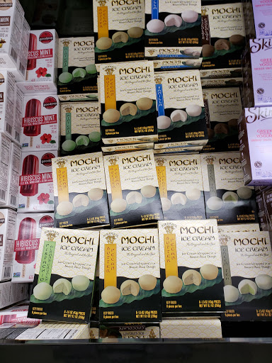 Grocery Store «Grocery Outlet Bargain Market», reviews and photos, 2060 River Rd, Eugene, OR 97404, USA