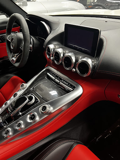 Used Car Dealer «Ultimo Motorsports», reviews and photos, 150 Ogden Ave, Westmont, IL 60559, USA