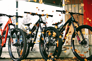 Diamond Bikes image