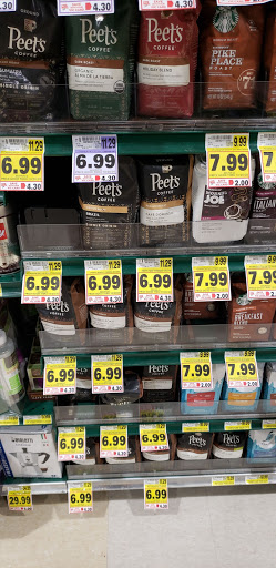 Grocery Store «Harris Teeter», reviews and photos, 33 Office Park Rd, Hilton Head Island, SC 29928, USA