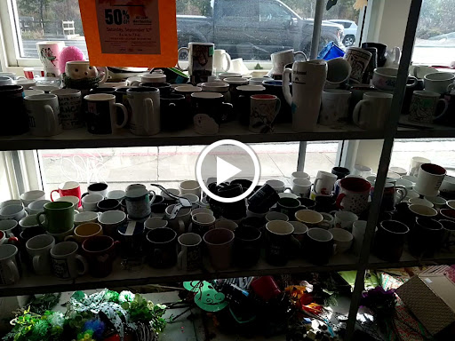 Thrift Store «Thrift Center Thrift Store», reviews and photos, 1060 El Camino Real, San Carlos, CA 94070, USA