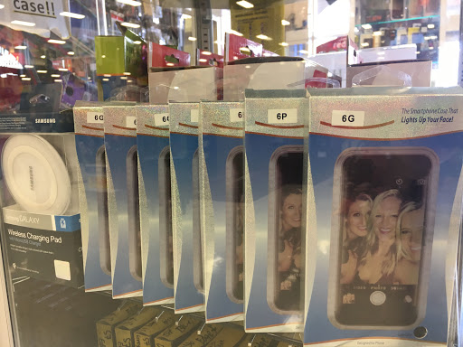 Cell Phone Store «CELLPHONIA», reviews and photos, 10251 Kempwood Dr, Houston, TX 77043, USA