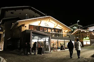 Hotel AlpChalet Bellevue Samnaun image