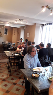 Atmosphère du Restaurant L'Olivade à Verson - n°6