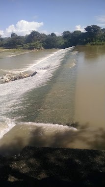 Dique De Belloso Rio Bajonico