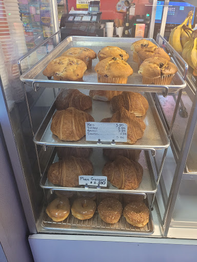 Donut Shop «Golden Gate Donuts», reviews and photos, 4201 Telegraph Ave, Oakland, CA 94609, USA