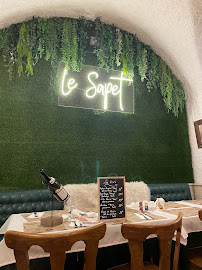Atmosphère du Le Relais du Sapet - Restaurant - Bistronomique - Brasserie - La Bâtie Neuve - Hautes Alpes - 05 à La Bâtie-Neuve - n°1