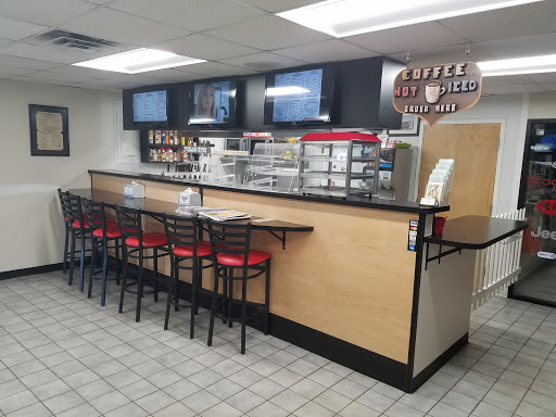 Used Car Dealer «AutoServ of Tilton», reviews and photos, 40 E Main St, Tilton, NH 03276, USA