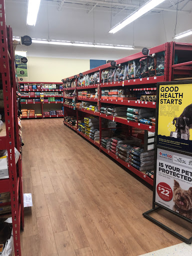 Pet Supply Store «Petco Animal Supplies», reviews and photos, 4820 South Baldwin Road #3B, Orion Township, MI 48359, USA