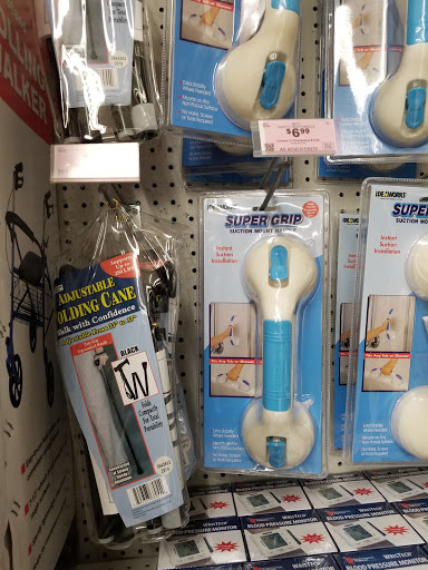 Hardware Store «Harbor Freight Tools», reviews and photos, 34600 Warren Rd, Westland, MI 48185, USA