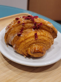 Plats et boissons du Restaurant LE CAFÉ PIERRE HERMÉ à Paris - n°17