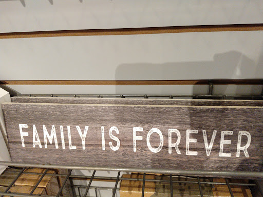 American Restaurant «Cracker Barrel Old Country Store», reviews and photos, 30 Research Dr, Milford, CT 06460, USA