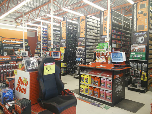 AutoZone Refacciones Lázaro Cárdenas