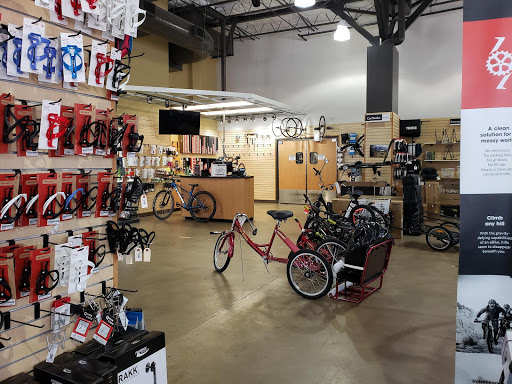 Bicycle Store «Bike Barn - Westchase», reviews and photos, 11105 Westheimer Rd, Houston, TX 77042, USA