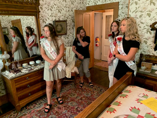 Historical Landmark «Mabel Hartzell Home», reviews and photos, 840 N Park Ave, Alliance, OH 44601, USA