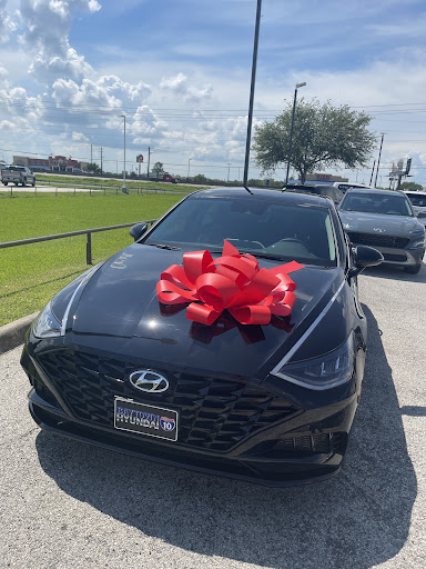 Car Dealer «Baytown Hyundai», reviews and photos, 4343 East Fwy, Baytown, TX 77521, USA