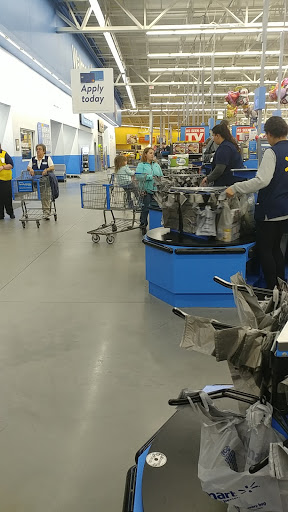 Department Store «Walmart Supercenter», reviews and photos, 54 Cousineau St, Swansea, MA 02777, USA