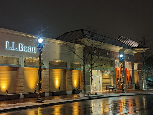 Clothing Store «L.L. Bean», reviews and photos, 25225 Cedar Rd, Lyndhurst, OH 44124, USA