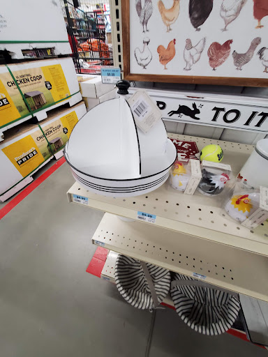 Home Improvement Store «Tractor Supply Co.», reviews and photos, 8135 Brookville Rd, Indianapolis, IN 46239, USA