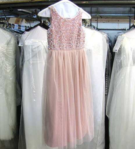 Dry Cleaner «Berkland Cleaners», reviews and photos, 2979 Sacramento St, Berkeley, CA 94702, USA