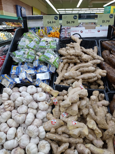 Produce Market «Little Giant Farmers Market», reviews and photos, 2440 Wesley Chapel Rd, Decatur, GA 30035, USA