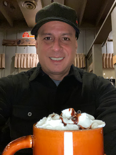 American Restaurant «Cracker Barrel Old Country Store», reviews and photos, 1162 Wayne Ave, Chambersburg, PA 17202, USA