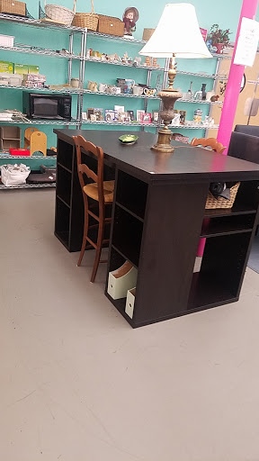 Thrift Store «Out Of The Closet Thrift Store», reviews and photos, 1858 Cheshire Bridge Rd NE, Atlanta, GA 30324, USA