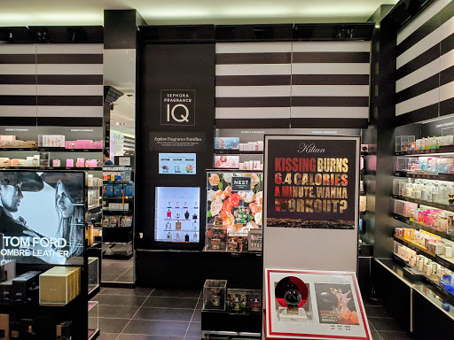 Cosmetics Store «SEPHORA», reviews and photos, 1151 Galleria Blvd, Roseville, CA 95678, USA