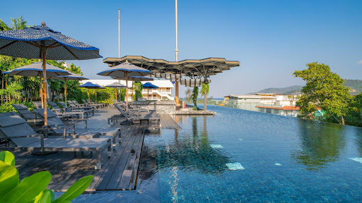 Rooftop bar hotels in Phuket