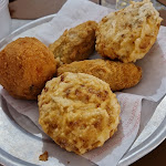 Photo n°2 de l'avis de Danilo.o fait le 16/09/2023 à 15:08 sur le  Pizzeria Dal Presidente - Sede Storica à Naples