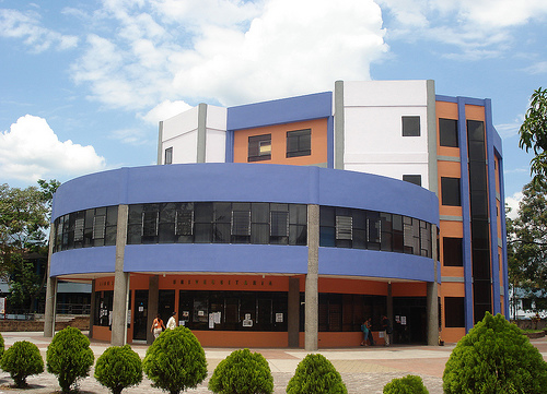 Public hospitals in San Salvador