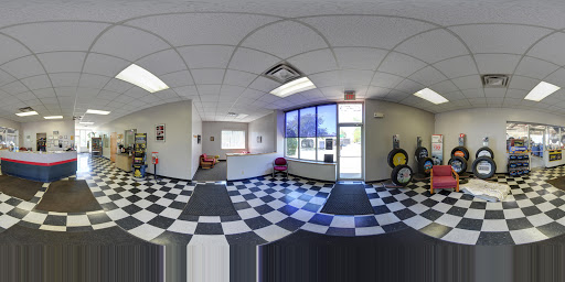 Auto Repair Shop «Robinson Auto Repair Inc.», reviews and photos, 2114 W Galena Blvd, Aurora, IL 60506, USA