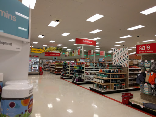 Department Store «Target», reviews and photos, 5580 Northwest Hwy, Crystal Lake, IL 60014, USA