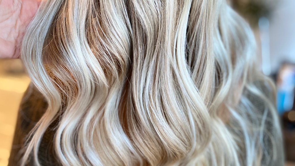AiRE Salon 06001